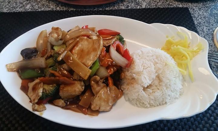 M.C WOK - Asia Bistro